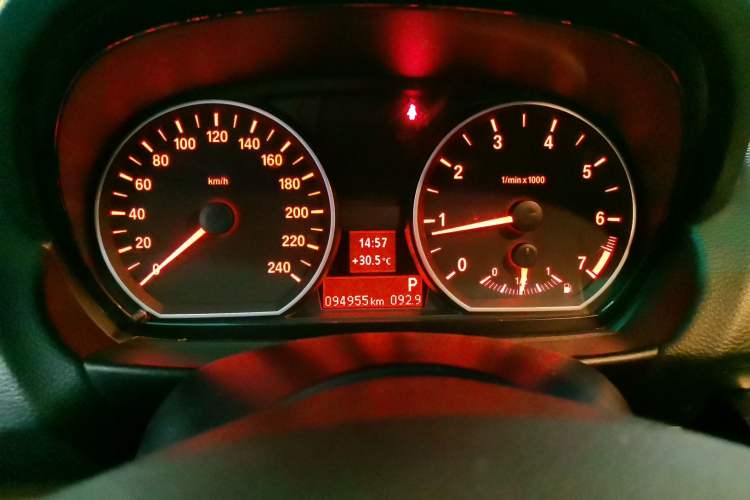 Used BMW 1 Series 2011 120i two-door coupe
