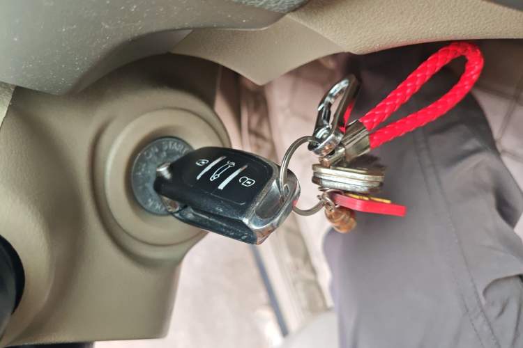 Used Nissan Sylphy 2016 Classic 1.6XE Automatic Comfort Edition Vehicle Key