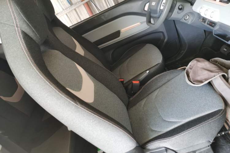 Used Chery New Energy QQ Ice Cream 2022 170km Sundae Phosphate Lithium-Ion