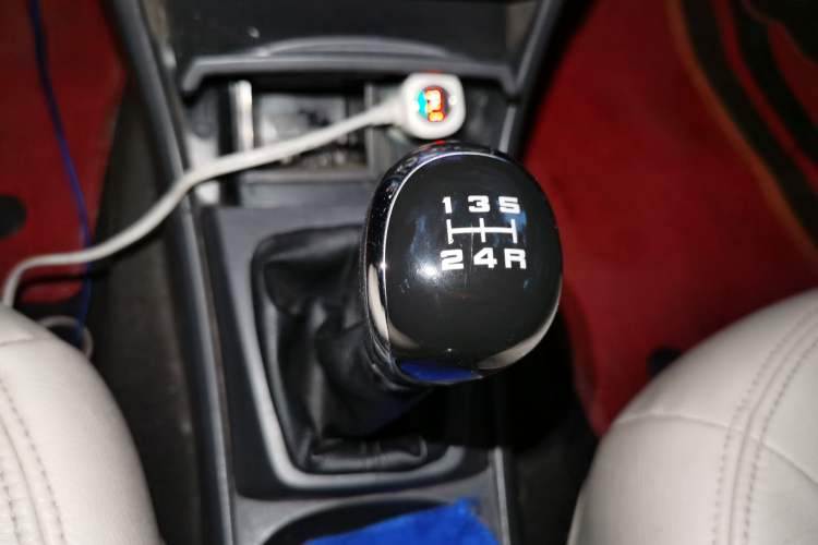 Used Dongfeng Aeolus S30 2011 1.6L Manual Zunya Model