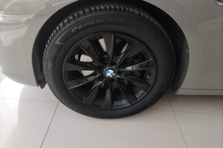 Used BMW 5 Series GT 2015 528i Leading Model
