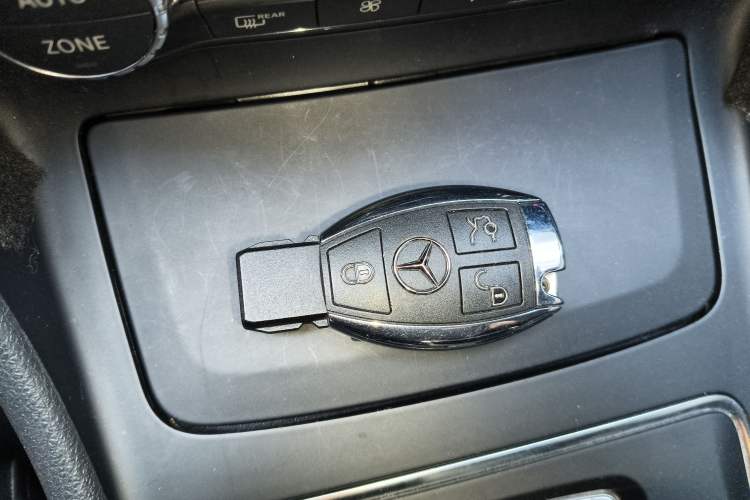 Used Mercedes-Benz GLA AMG 2016 AMG GLA 45 4MATIC Vehicle Key
