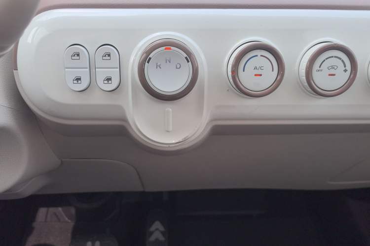 Used Bestune Pony 2026 222km Colorful Horse Gear Lever