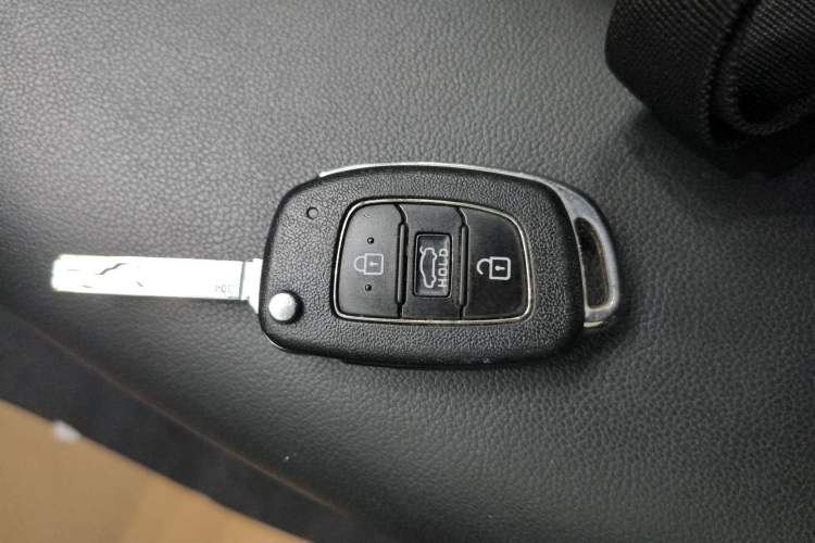 Used Hyundai Verna (new generation) 2016 1.4L Automatic Cool Edition GLS