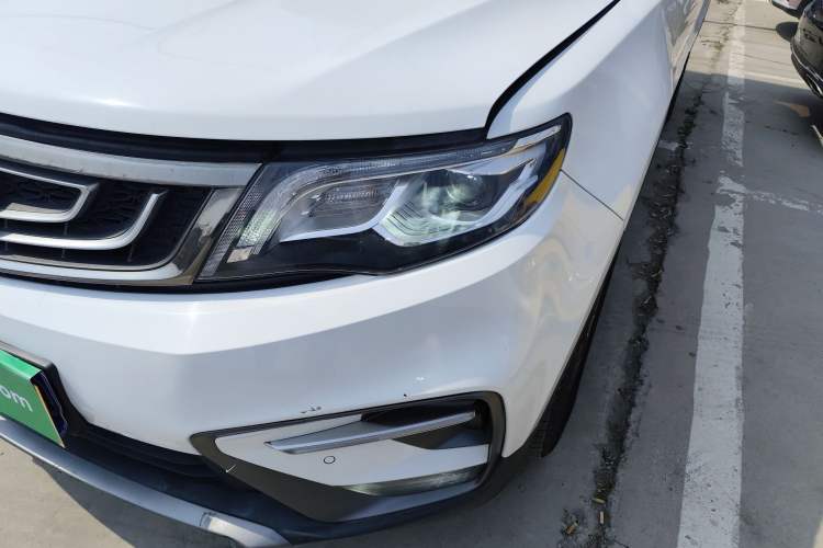 Used Geely Auto Emgrand X7 Sport 2020 1.8TD DCT Two-Wheel Drive Smart Connect 4G-Enabled Version