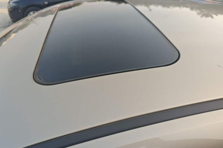 Used Roewe 360 2015 1.5L Manual Luxury Edition