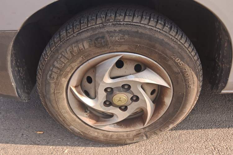 Used JAC Refine 2012 2.0L Timeless Edition HFC4GA3
