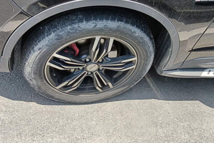 Used Zotye Domy X5 2017 Upgraded Model 1.5T Manual Luxury Version