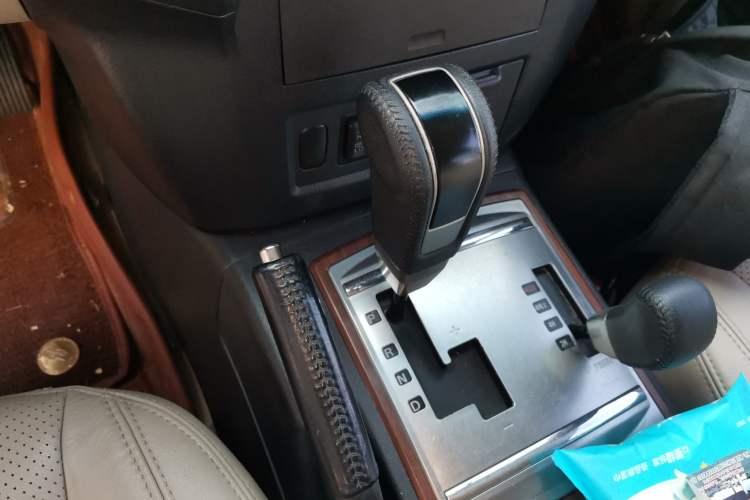 Used Mitsubishi Pajero 2012 3.0L Luxury Edition
