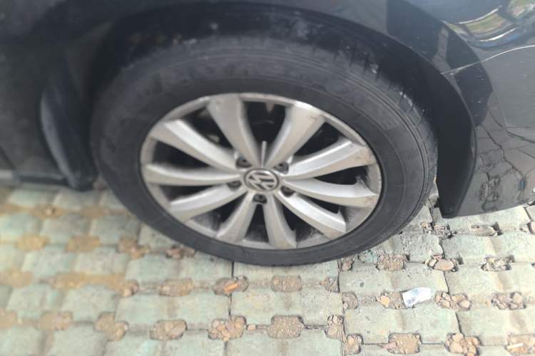 Used Volkswagen Magotan 2015 2.0 TSI Luxury Model
