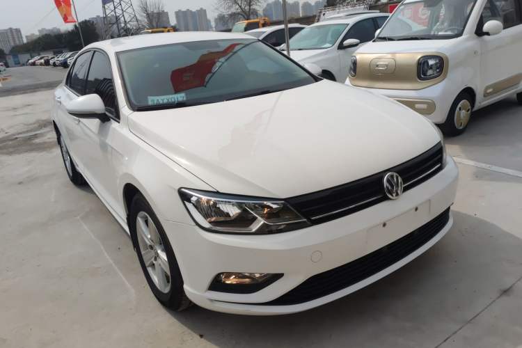 Used Volkswagen Lamando 2017 230TSI DSG Fashion Edition
