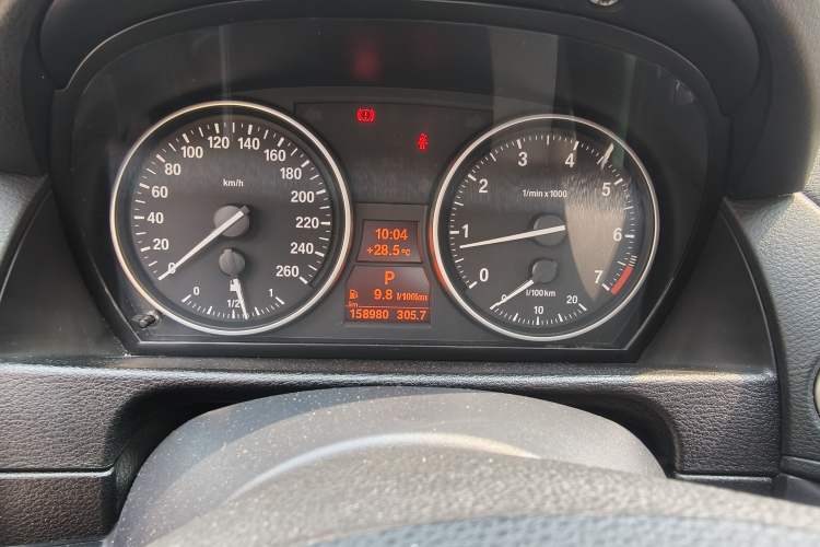 Used BMW X1 2013 sDrive18i Sport Design Package Instrument Cluster