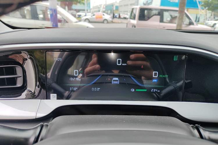 Used Geely Galaxy Geome 2026 Model 310km Youth Edition
