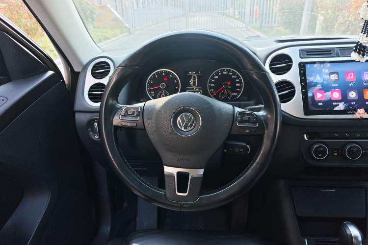 Used Volkswagen Tiguan L 2015 1.8TSI Automatic Two-Wheel Drive Comfort Edition