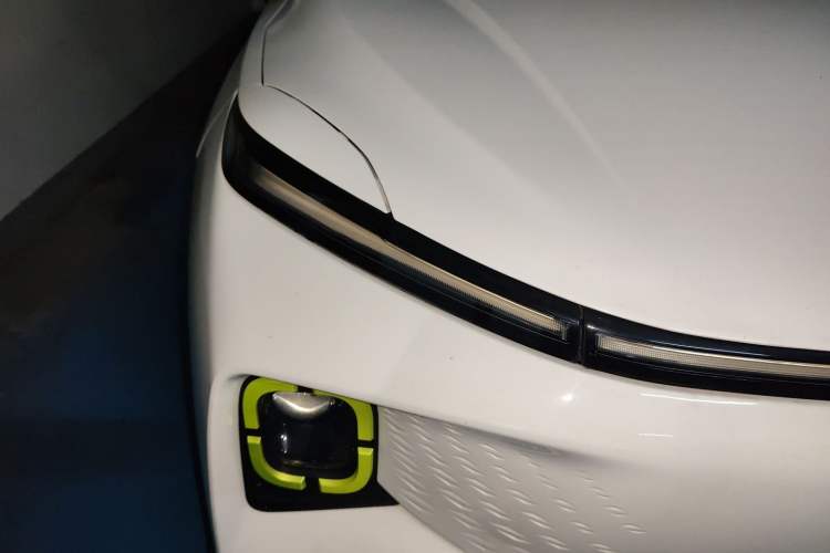 Used Geometry E Firefly 2022 401 km Linglong Tiger 4 Seats
