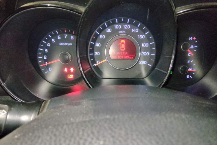 Used Kia K2 2011 Sedan 1.6L Automatic Transmission Premium
