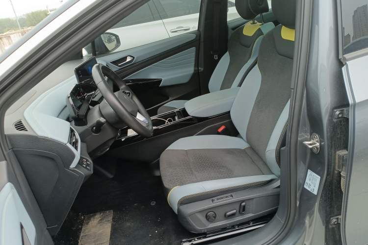 Used Volkswagen ID.4 X 2021 Pro Smart Long-Range Edition