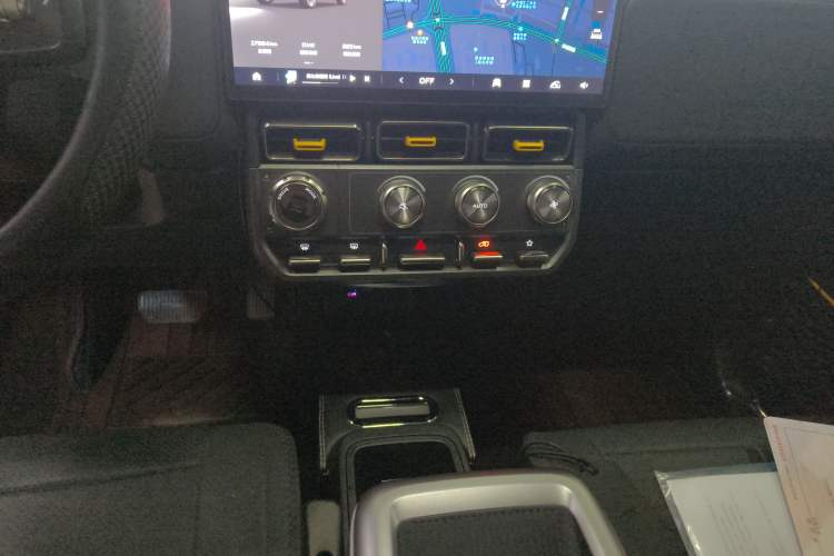 Used iCAR V23 2025 401 Two-Wheel Drive Advanced Edition Gear Lever