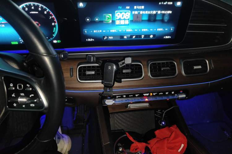 Used Mercedes-Benz GLE New Energy 2023 GLE 350 e 4MATIC Audio And AC Panel