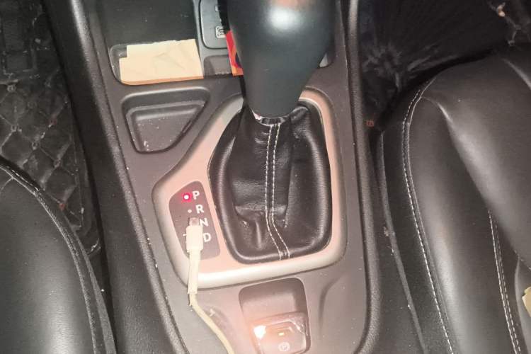 Used Jeep Cherokee 2016 2.4L Leading Edition
