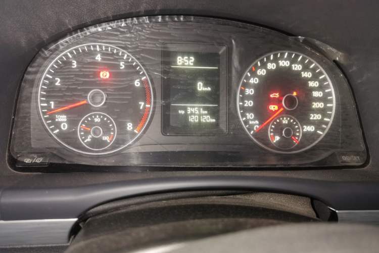 Used Volkswagen Touran 2013 1.4T Manual Fashion Edition 5 Seats