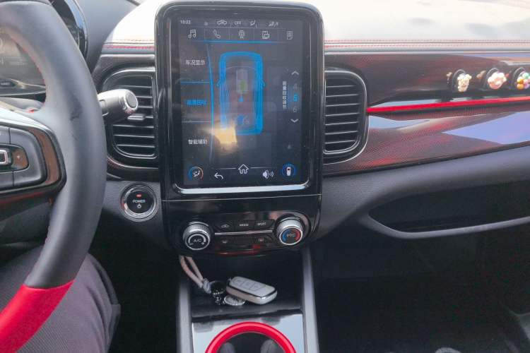 Used Chery Little Ant 2022 Revised Version Sweet Pink Edition Half-Sugar Version Lithium Iron Phosphate 30.7 kWh 30 kW 301 km
