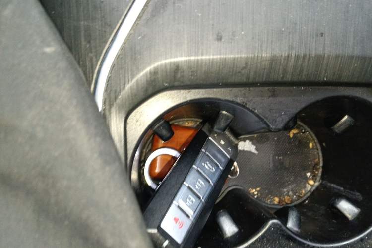 Used Wey VV6 2018 2.0T Four-Wheel Drive Flagship Version China V Standard Vehicle Key