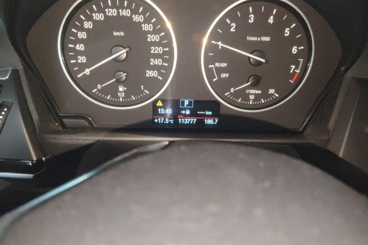 Used BMW 1 Series 2017 118i Sport Edition Odometer Close Up