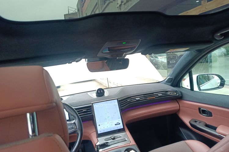 Used Nio EC6 2022 75 kWh Signature Edition Headliner