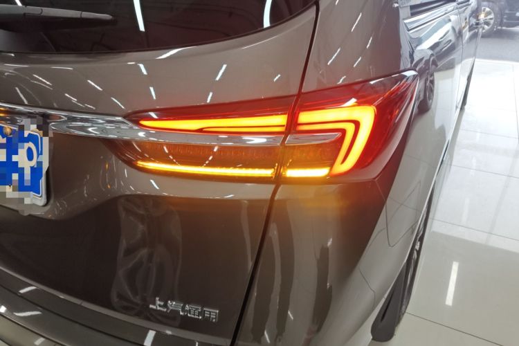 Used Buick GL8 2021 Land Cruiser Executive Class 652T Luxury Model Right Rear Taillight