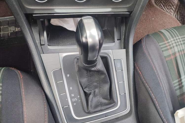 Used Volkswagen Golf 2015 1.4TSI Automatic Comfort Model