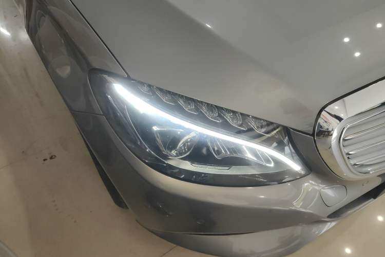 Used Mercedes-Benz C-Class 2015 C 200 L Right Front Headlight