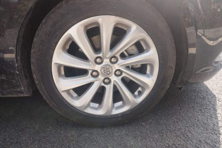 Used Buick LaCrosse 2014 2.0T SIDI Elite Tech Version
