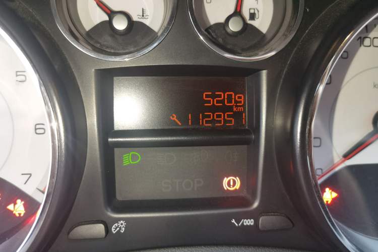 Used Peugeot 308 2012 1.6L Manual YouShang Edition
