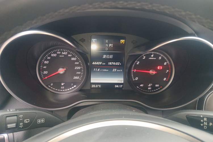 Used Mercedes-Benz GLC 2016 GLC 300 4MATIC Luxury Model
