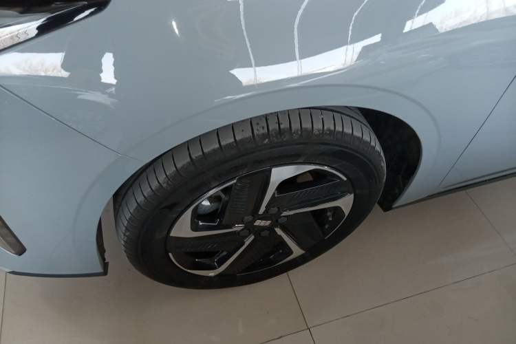 Used Geely Galaxy L6 2025 EM-i 140km Explorer+ Edition