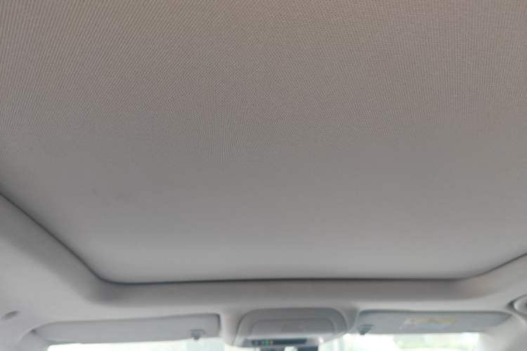 Used Chevrolet Equinox 2019 535T Automatic YuJie Edition China VI
