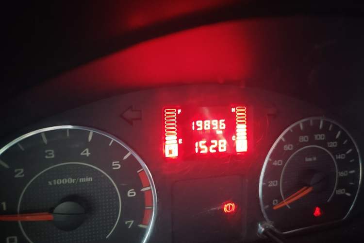 Used Wuling Rongguang V 2016 1.5L Practical Version Non-Power-Assisted