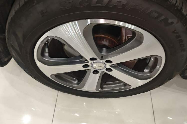 Used Mercedes-Benz GLC 2017 GLC 300 4MATIC Sport Edition