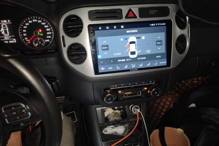 Used Volkswagen Golf 2011 1.4TSI Cross Golf Audio And AC Panel