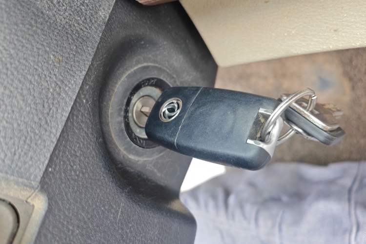 Used FORTHING Lingzhi 2019 M5L 1.6L 7-Seater Base Model China VI Standard Vehicle Key