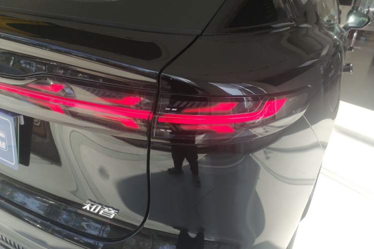 Used VOYAH COURAGE 2024 Four-Wheel Drive Global Edition