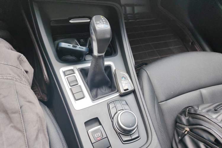 Used BMW 1 Series 2019 118i Fashion Model Gear Lever