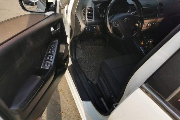 Used Kia K3 2016 1.6L Automatic GLS
