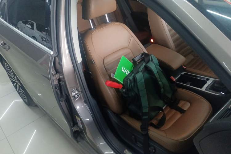 Used Volkswagen Passat 2014 1.8TSI DSG Prestige Edition
