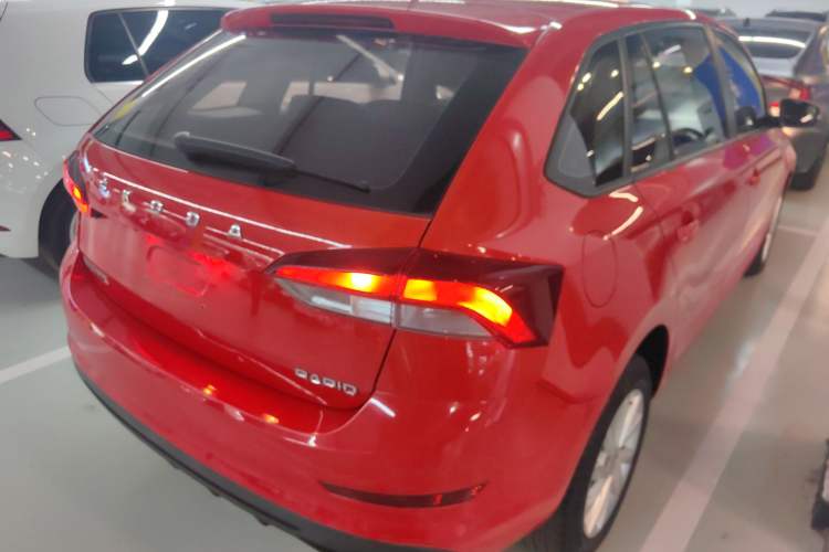 Used Skoda Rapid Spaceback 2020 1.5L Automatic Standard Edition Rear Right 45 Deg