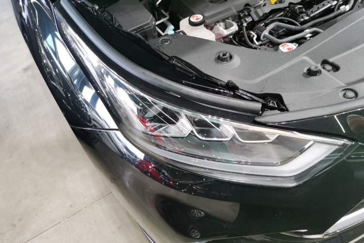 Used Toyota Highlander 2023 2.5L Smart Electric Hybrid Dual-Engine Four-Wheel Drive Prestige Version – 7 Seats Exterior 3