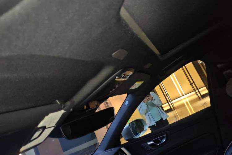 Used Volvo XC60 2019 T5 4x4 Zhiyuan Sport Edition China V Standard Headliner