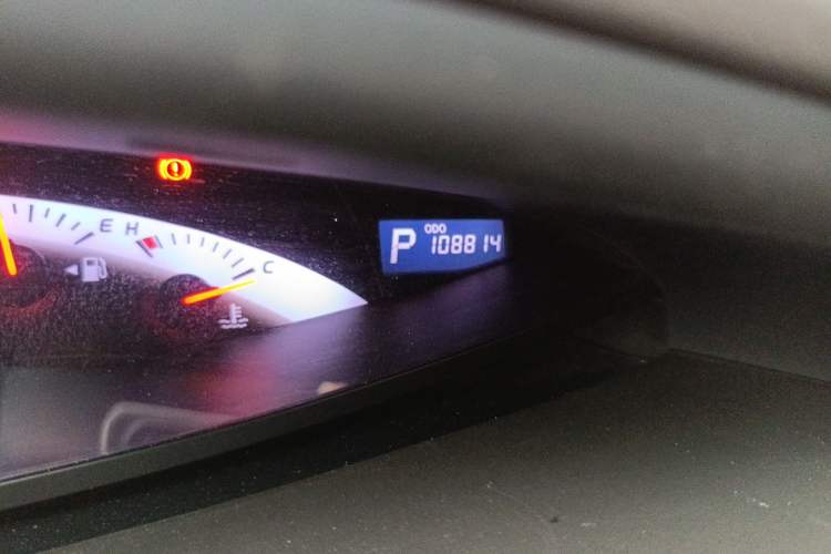 Used Toyota Previa  Odometer Close Up