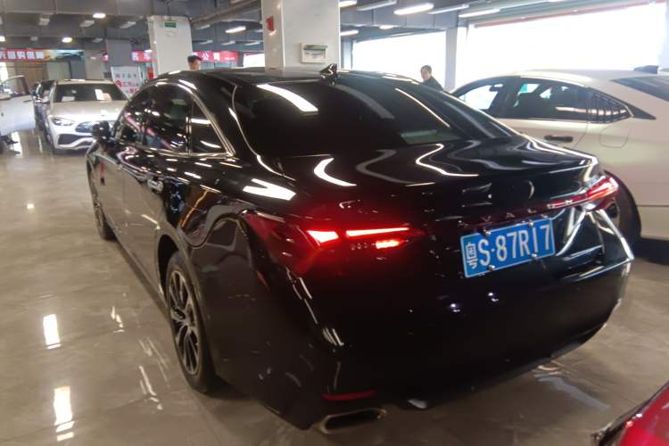 Used Toyota Avalon 2023 2.0L Luxury Edition